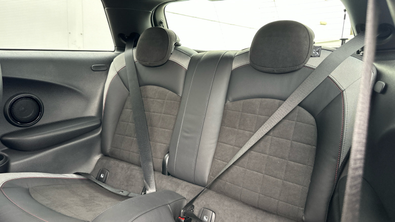 MINI Hatchback 2.0 John Cooper Works 3dr Auto Petrol Hatchback